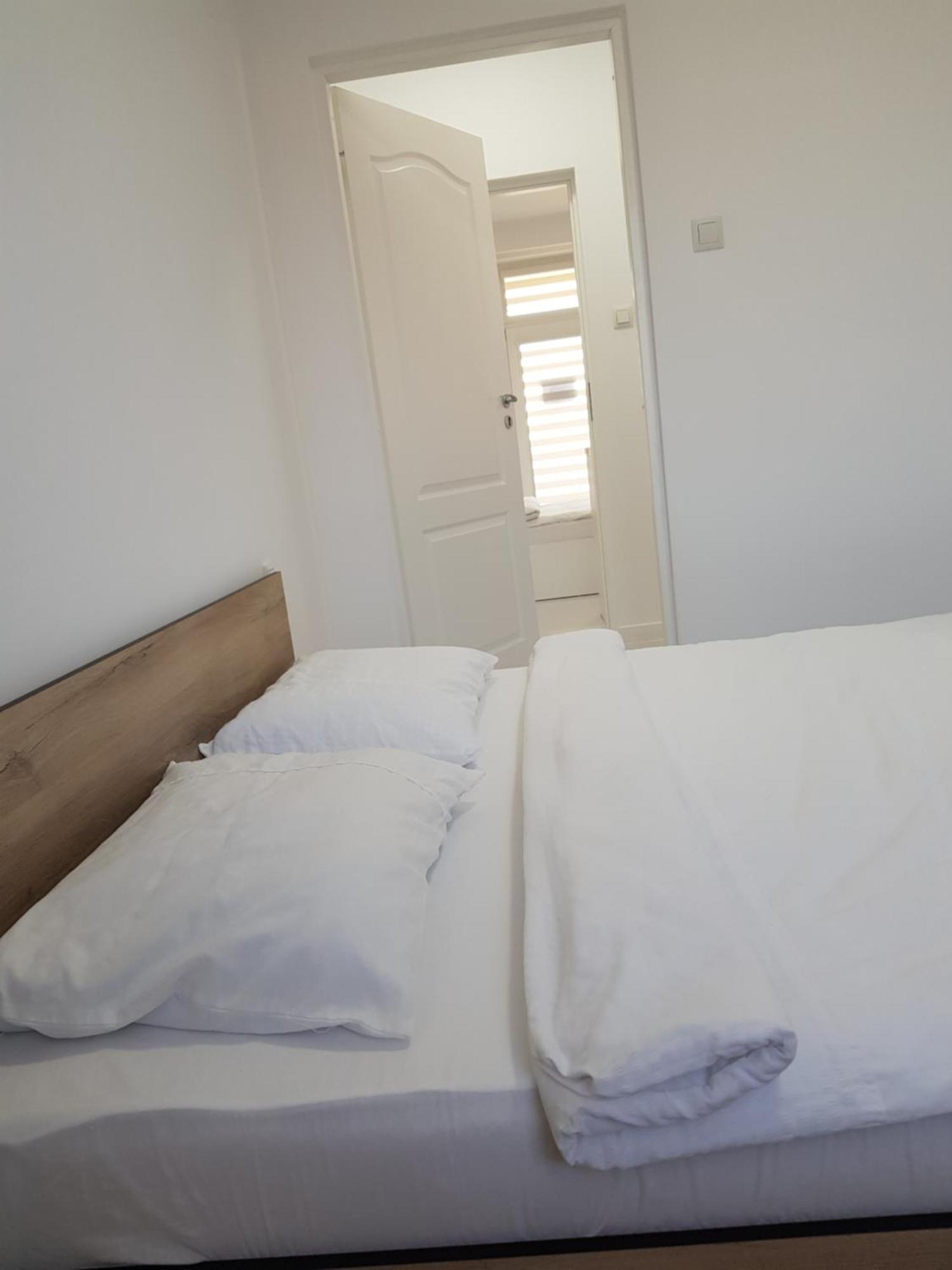 Casuta Cu Tei Villa Oradea Room photo
